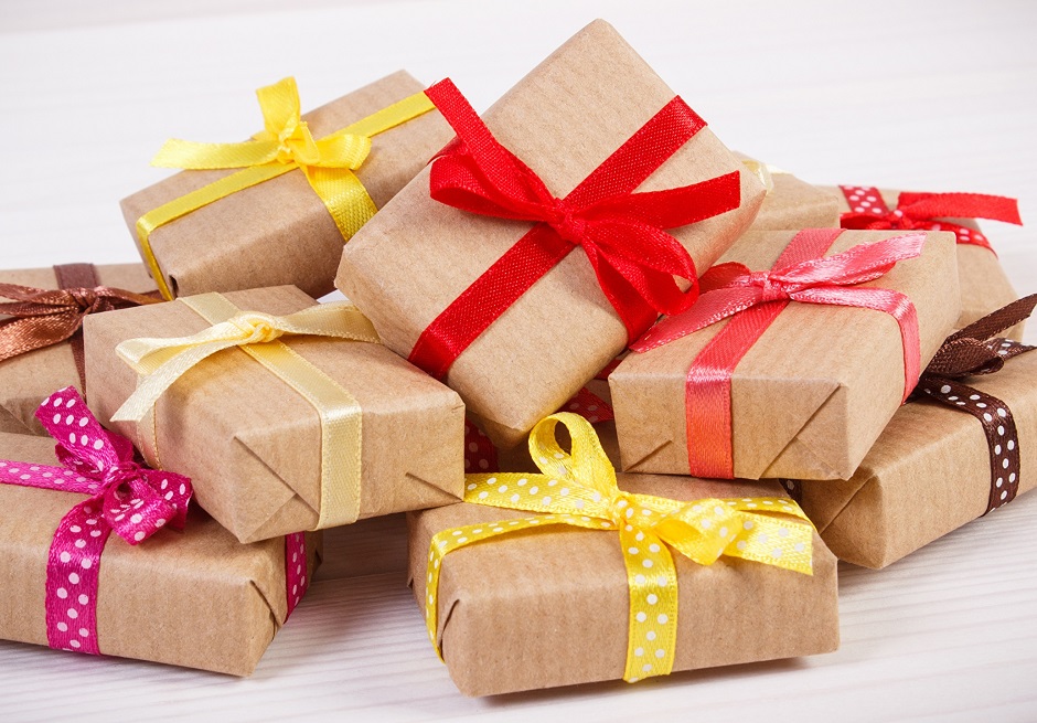 Как преподнести подарок? Несколько оригинальных идей вручения подарков